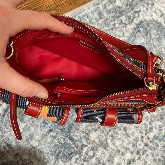 Vintage Dooney & Bourke RARE Red Paint-splash Small Banana Baguette Bag NWOT - Picture 13 of 16